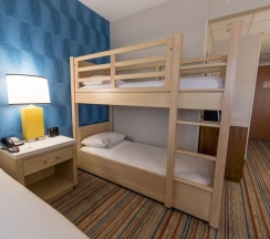 Номер корпус 1 в Howard Johnson by Wyndham Anaheim Hotel and Water Playground