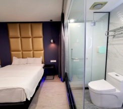 Четырёхместный семейный номер Standard в WOW Hotel Penang