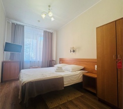 Одноместный номер категории «стандарт» в Транзит