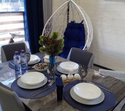 Четырёхместный коттедж с красивым видом из окна в Sabr