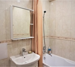 М.Горького 85Б. 1-комн.кв., 10-этаж, 76 в АнтиОтель