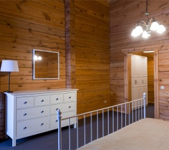 18-ти местный дом в Прибрежном поселке в Бутик