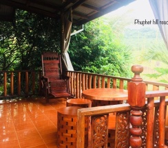Бунгало Standard с красивым видом из окна в Phuphet Hill Resort