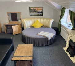 Люкс двухуровневый Мансарда в Шатун