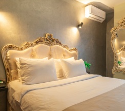 Двухместный люкс Deluxe двуспальная кровать в Отель Monezza Hotel