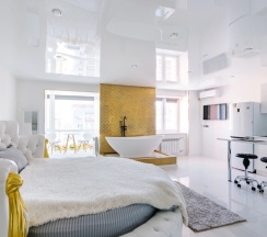 Апартаменты с балконом и с красивым видом из окна в BedAndRest