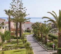 Номер семейный Adjoining в Grecotel Marine Palace & Aqua Park