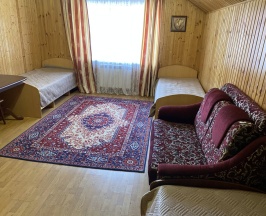 Семейный номер Classic с красивым видом из окна в Старый клен