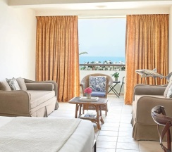 Номер семейный в Grecotel Marine Palace & Aqua Park