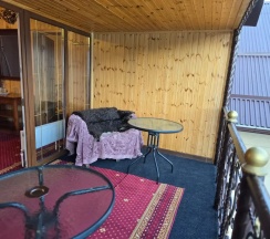 Люкс с балконом в Golden House