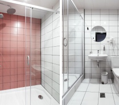 Небольшой двухместный номер без окна в Покровка 6