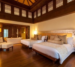 Вилла Royal с балконом в Отель Centara Grand Beach Resort Phuket