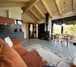 Лодж 3 с бесплатной сауной + Безлимитное посещение ЕлятыПарка в ЕлятыЛодж