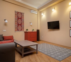 Двухкомнатный семейный номер в Alhambra