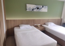 Двухместный номер Deluxe двуспальная кровать в Hotel Stern Pattaya