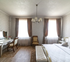 Комфорт трехместный в Петровская