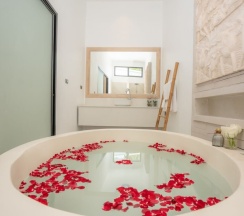 Двухместная вилла Grand двуспальная кровать в Dhevan Dara Resort & Spa