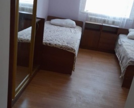 Комната эконом с 2 односпальными кроватями в Камали