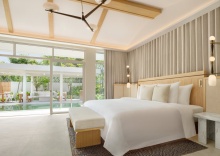 Двухместная Reserve Pool Villa двуспальная кровать в Centara Reserve Samui