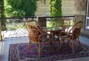 Отель Pansionat Solnyshko Vip 2 Hotel в Чолпон-Ате