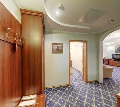Люкс в Очарованный странник