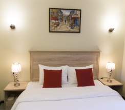 Стандартная комната с одной большой кроватью в Кауфман хаус