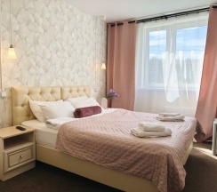 Twin Room/Double Room в Melton Hotel