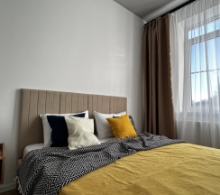 Апартаменты Comfort с 3 комнатами с видом на город в Апартаменты WHITE APARTMENT рядом с центром