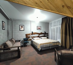 Стандарт улучшенный (№17)с видом на лес и горы в Намира