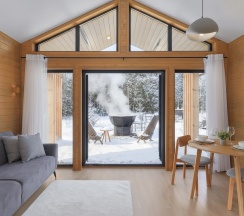 Forest lodge с горячей купелью в Бухлово парк