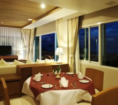 Люкс Princess семейный в Отель Princess Seaview Resort & Spa