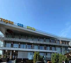 Коттедж с балконом в Barn. House. Chulcovo