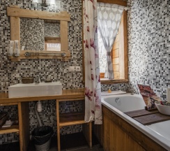 Четырёхместный номер с террасой в Old boys