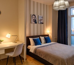 1-комнатные апартаменты люкс с 1 двуспальной кроватью в RentPlaza (РентПлаза) на улице Шейнкмана