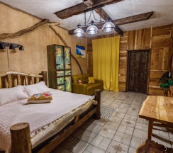 Двухместный полулюкс с красивым видом из окна двуспальная кровать в Излучина