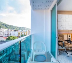 Двухместный номер High Floor с красивым видом из окна двуспальная кровать в Sira Grande Hotel and Spa