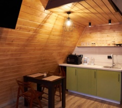 Двухместный коттедж Classic двуспальная кровать в Aframe-Village