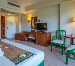 Двухместный номер Superior двуспальная кровать в Karon Princess Hotel