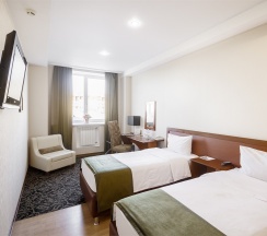 Стандарт двухместный с отдельными кроватями в Бенефит Плаза