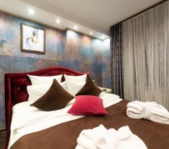 Двухместный полулюкс двуспальная кровать в BOMOND HOTEL