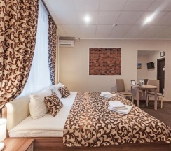Студия с балконом в Fortune Inn