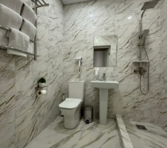 Deluxe 2K в Вега