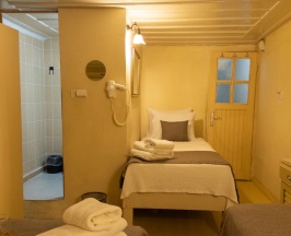 Трёхместный номер Economy в Ночлег и завтрак (B&B) Tarihi Rum Konağı Antikhan