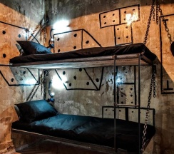 Кровать в общем номере в Alcatraz Jail-Hostel