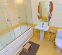 Двухместный люкс Бизнес c 1 комнатой двуспальная кровать в Кама