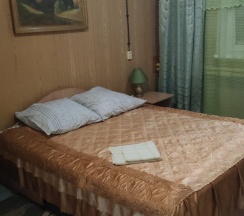 Трехместный двухкомнатный номер в Rest