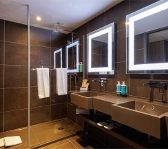 Номер Executive Deluxe с двуспальной кроватью в Novotel Moscow City