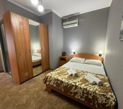 Апартаменты с 2 комнатами в Славный дом