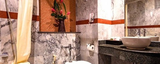 Двухместный номер Deluxe with Jacuzzi двуспальная кровать в Курорт Nipa Resort