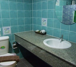 Четырёхместный номер Standard в Samui Green Hotel